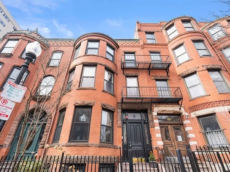 197 Saint Botolph St #1 — Photo 16