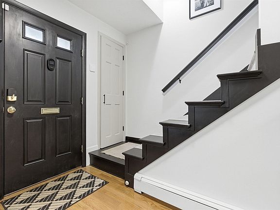 4th image of 1 Charles St APT X