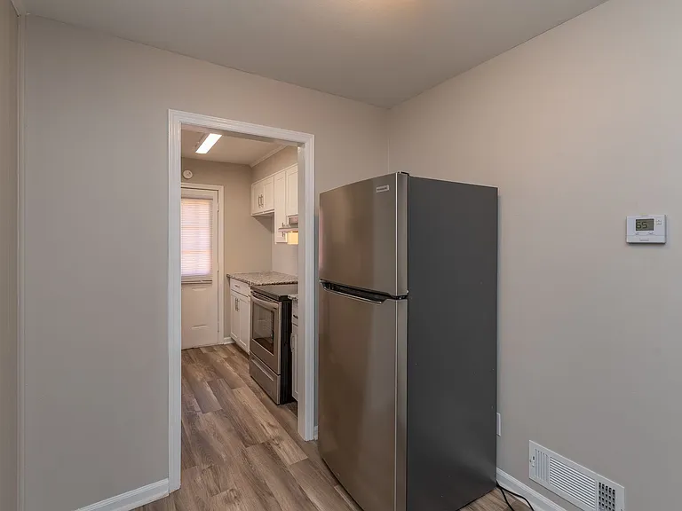 1602 Johns Rd #C — Photo 6