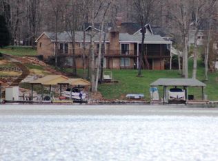 204 Tulip Tree Ln, Moneta, VA 24121