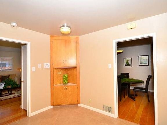 Kitchen with Granite