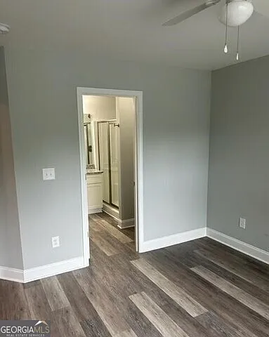4705 Chariot Dr — Photo 10