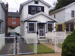 21836 110th Ave, Queens Village, NY 11429