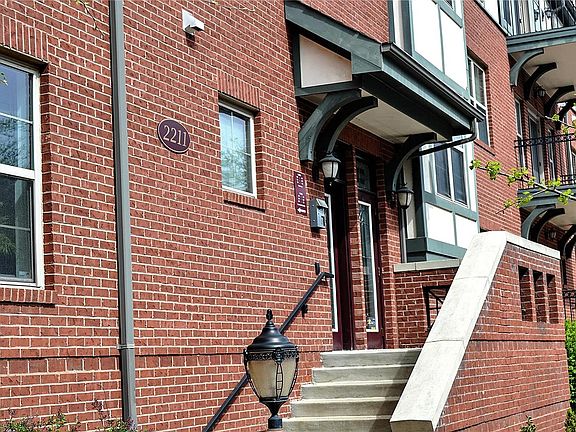 2nd image of 2211 S Grand Ave #204