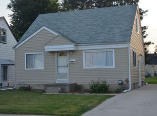 29831 Quinkert St, Roseville, MI