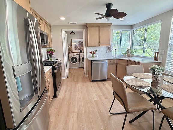 2nd image of 1101 Thornbury Lane #B
