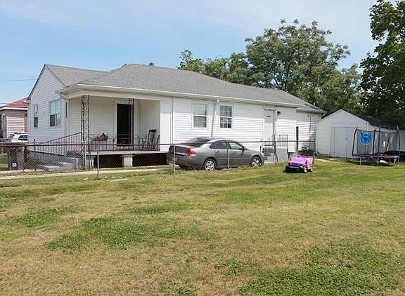 3rd image of 5305 Wildair Dr #A