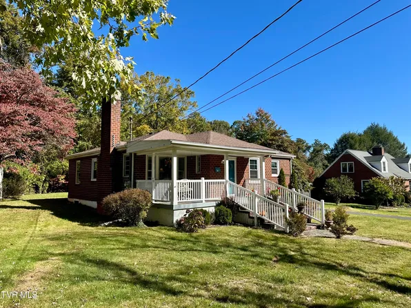 233 Virginia Dr, Bristol, VA 24201