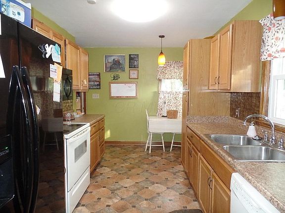 2nd image of 188 Van Tassell Ave