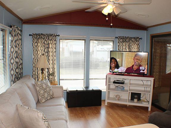 5th image of 3390 Gandy Blvd N Lot 548