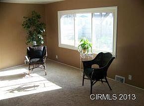 3rd image of 522 W 10th St