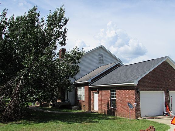 2nd image of 1071 White Chandler Rd