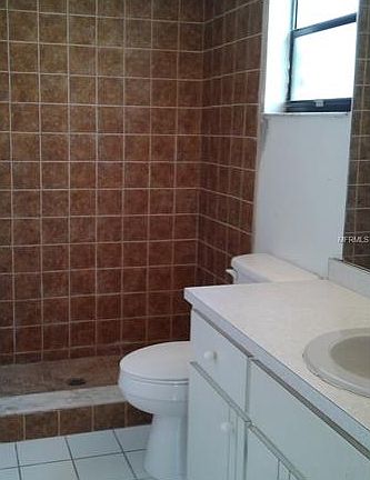 5th image of 913 N Union Cir