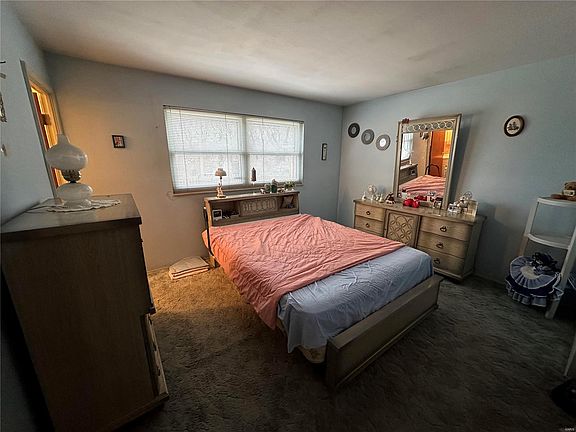 5th image of 3090 Churchill Dr