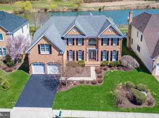 20295 Kiawah Island Dr, Ashburn, VA 20147