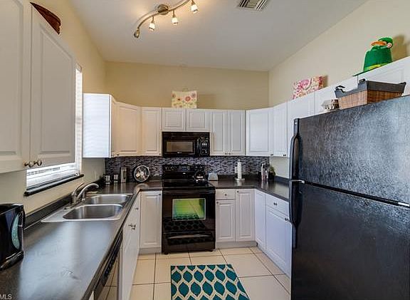 5th image of 8013 Bayshore Dr
