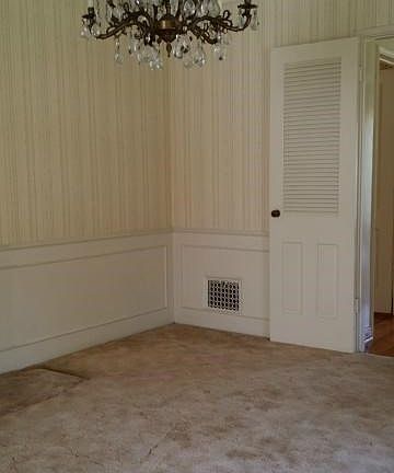 3rd image of 252 W Las Flores Ave