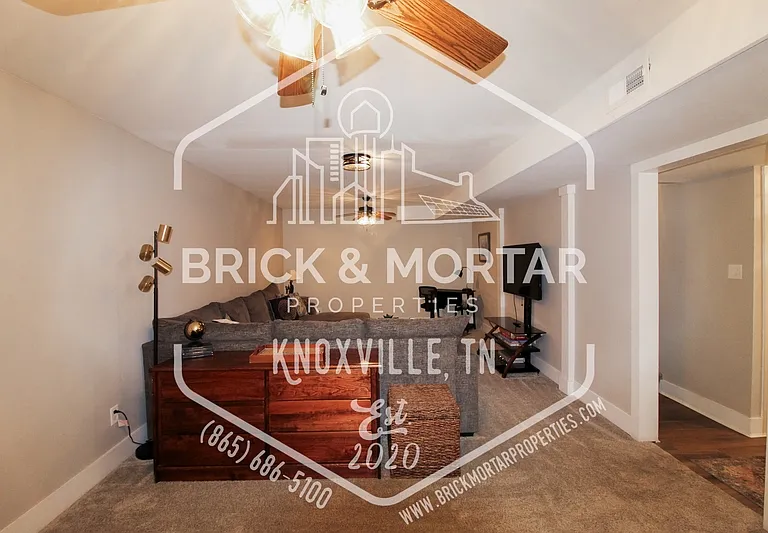 503 Busbee Rd — Photo 23