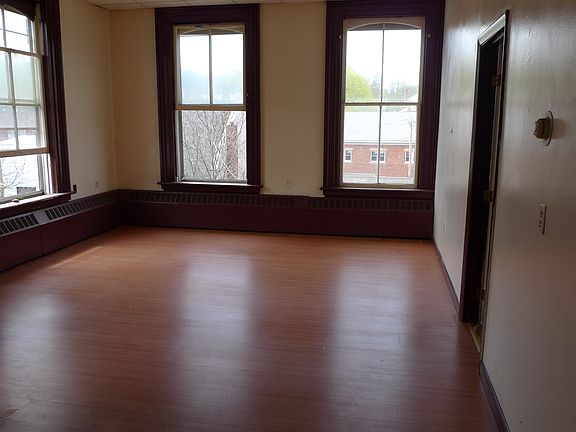2nd image of 63 Main St APT 7