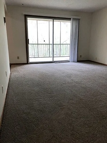 5525 Hansen Rd Photo 1