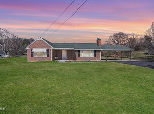 2424 Bloomingdale Rd, Kingsport, TN 37660