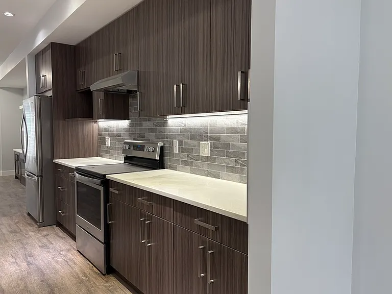 1308 Rutland Rd N #15 — Photo 16