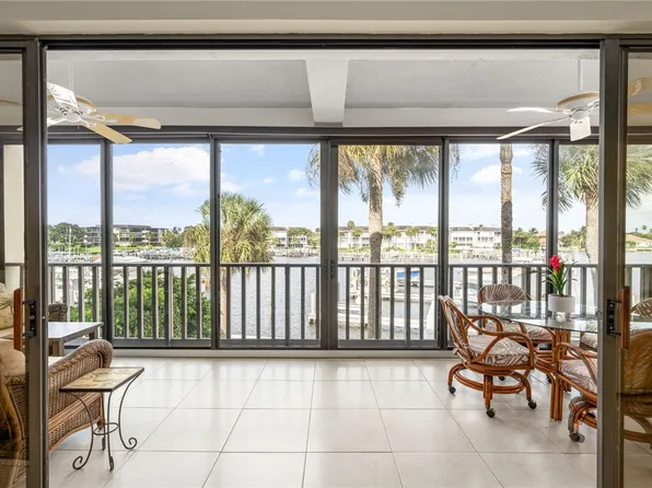 1875 Bay Rd APT 215H, Vero Beach, FL 32963