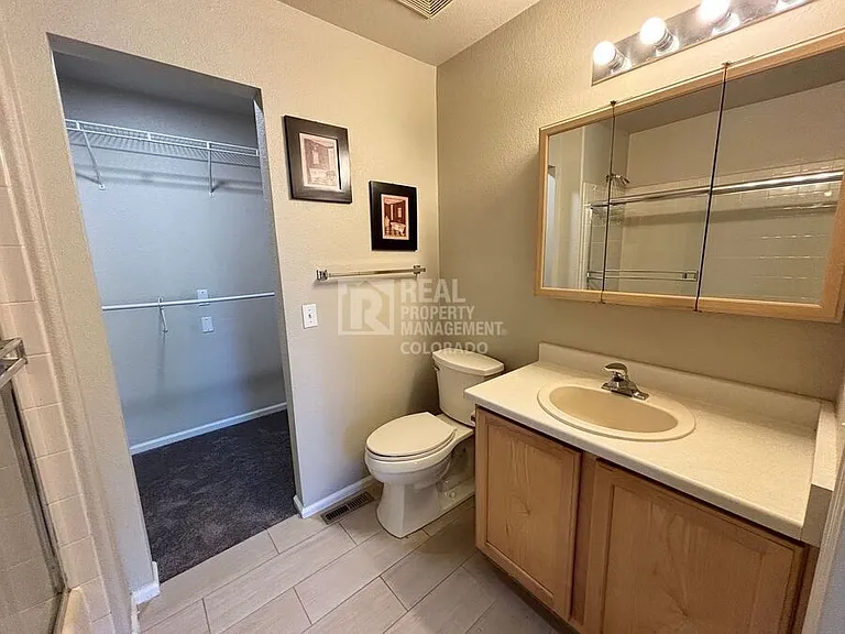 4554 Perth St — Photo 6