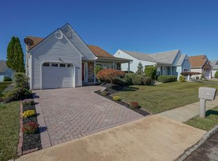 179 Canterbury Ln, Toms River, NJ 08757