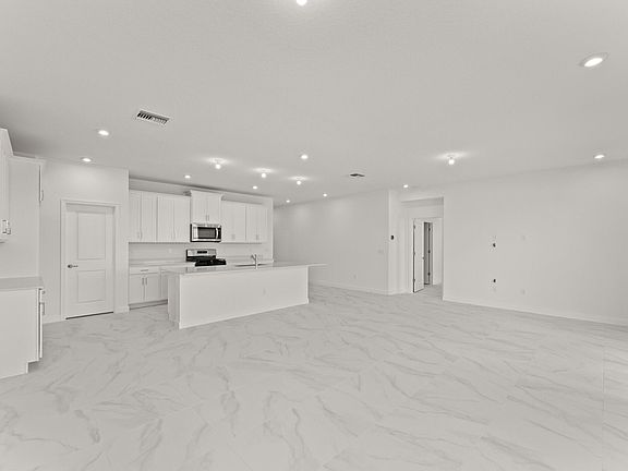 5th image of 10198 SW Adelaide Terrace
