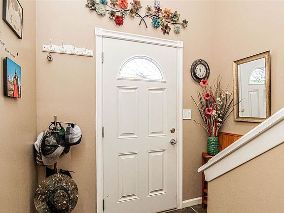 3rd image of 509 Beck Dr