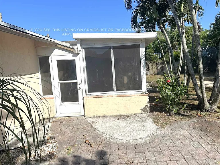 1581 Wyndcliff Dr — Photo 14