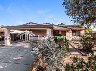 1989 W Chardonnay Dr, Tucson, AZ 85746