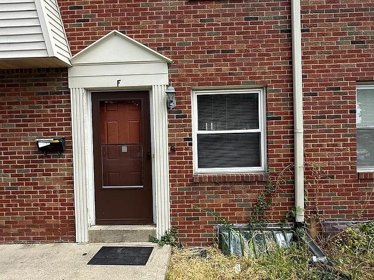 5705 Tamarack Blvd #F — Photo 8