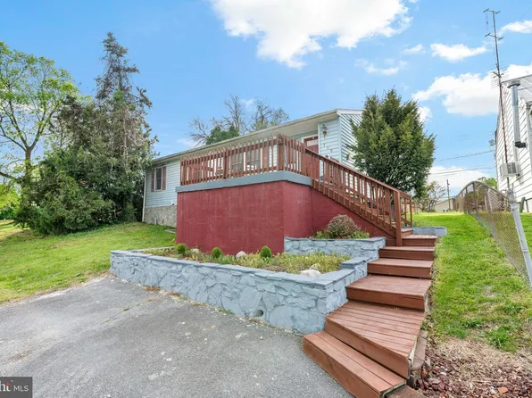 710 Porter Ave, Martinsburg, WV 25401