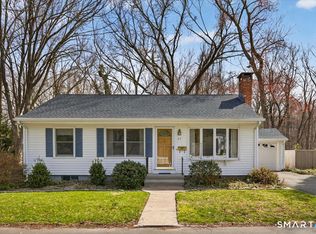 47 Barrett St, Hamden, CT 06517