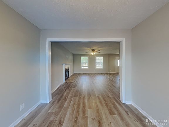 3rd image of 1163 Freedom Dr