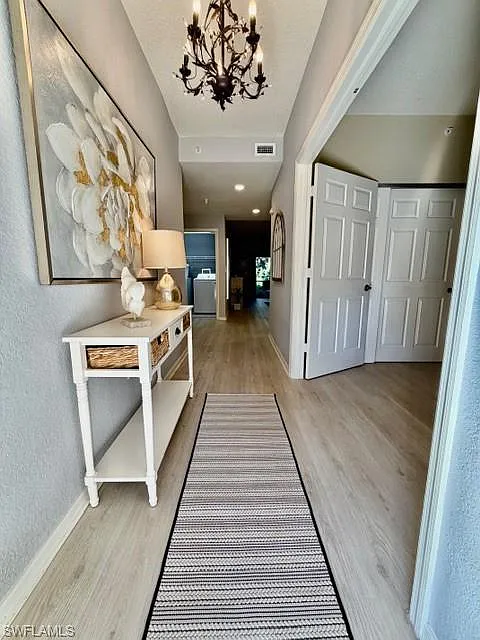 3 bed, 2.0 bath, 1246 sqft, $2,765 — Photo 3