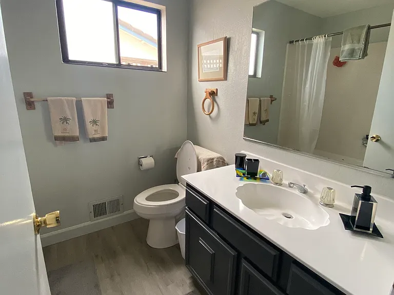 Helix Dr — Photo 2