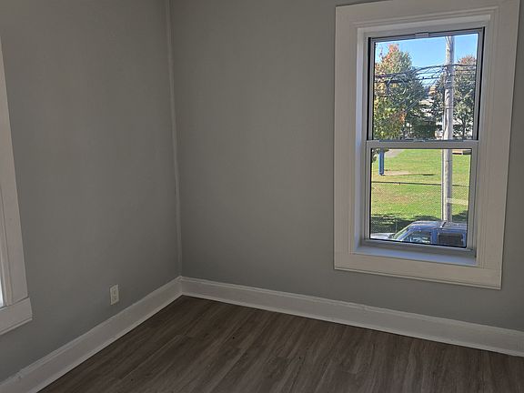 5th image of 780 Hallett St APT 7