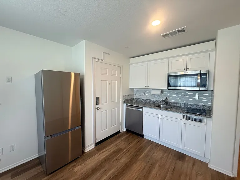 5475 Tangerine Ave — Photo 4