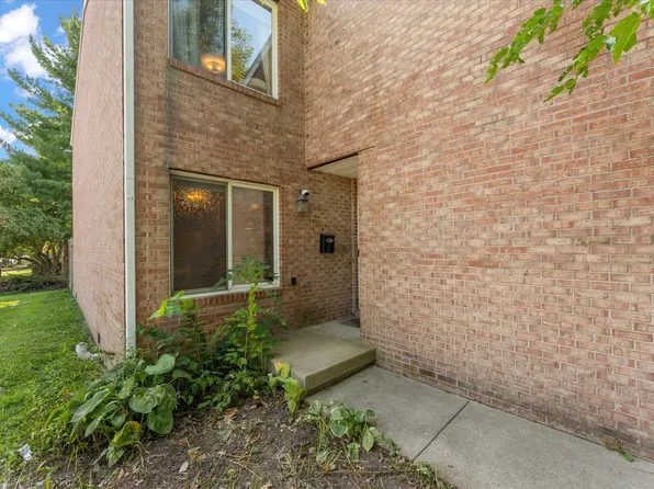 1319 E Harding Dr #A, Urbana, IL 61801