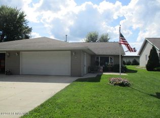 12 5th Ave NW, Hayfield, MN 55940