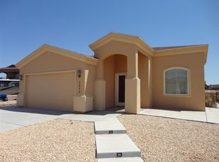 5552 Dennis Cavin Ln, El Paso, TX 79934