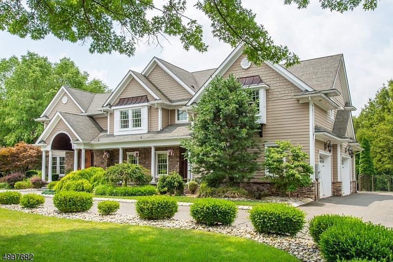 1st image of 23 Jorgensen Ln