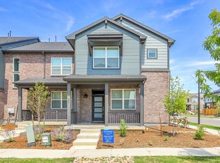 22195 E 7th Pl, Aurora, CO 80018