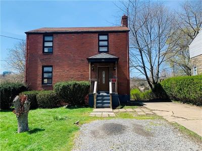 155 Collins Dr, Pittsburgh, PA, 15235