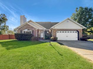 7021 Dove Ct, Evansville, IN 47715