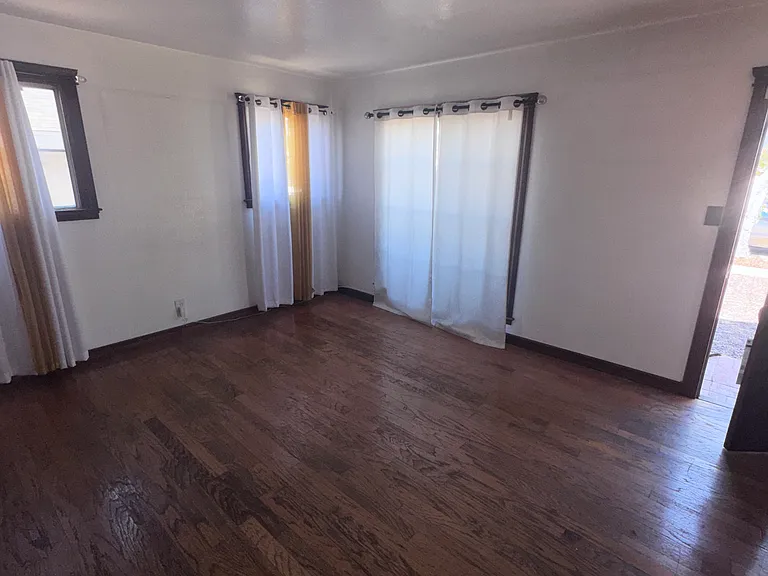 925 S Harlan Ave — Photo 8