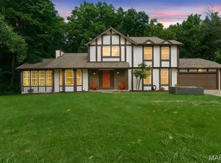 2 Pear Tree Ct, Saint Peters, MO 63376